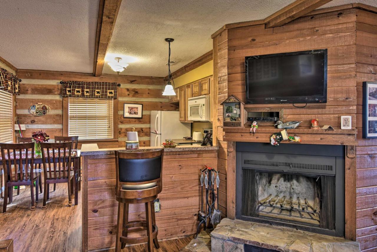 Cozy Cabin With Hot Tub And Smoky Mountain Views! Villa Bryson City Eksteriør billede