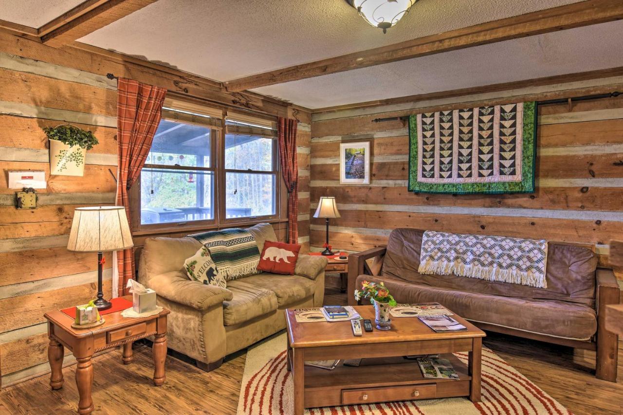 Cozy Cabin With Hot Tub And Smoky Mountain Views! Villa Bryson City Eksteriør billede