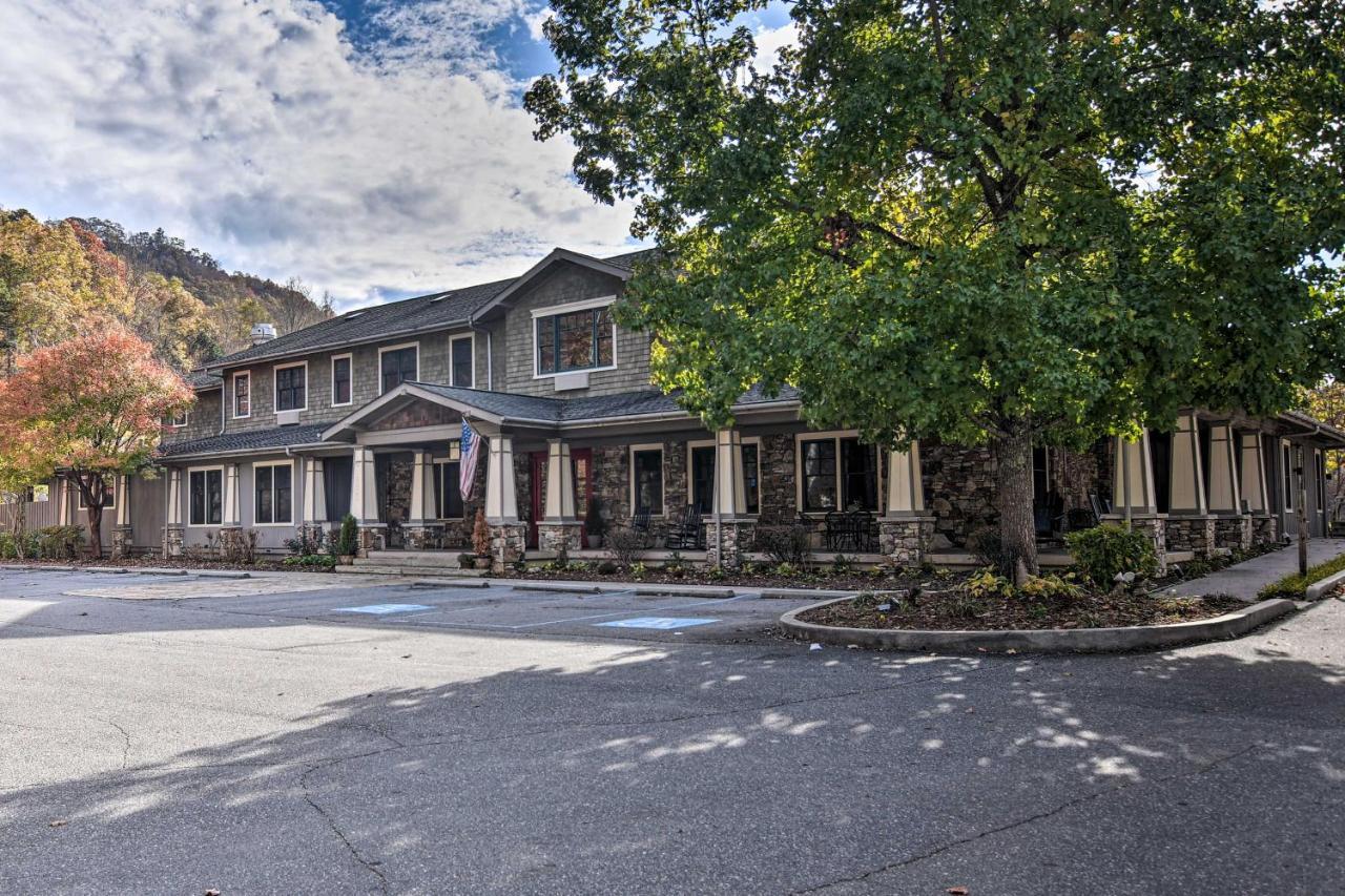 Cozy Cabin With Hot Tub And Smoky Mountain Views! Villa Bryson City Eksteriør billede