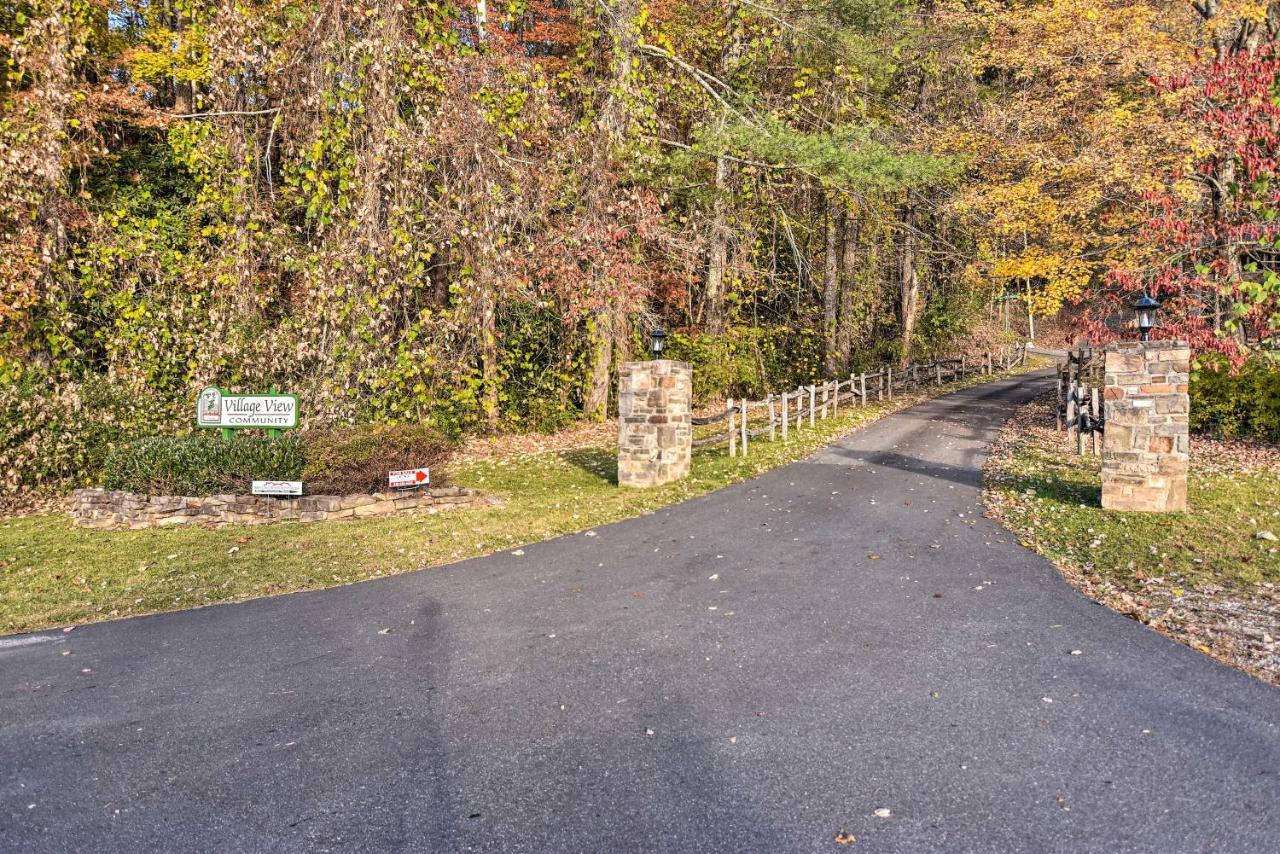 Cozy Cabin With Hot Tub And Smoky Mountain Views! Villa Bryson City Eksteriør billede